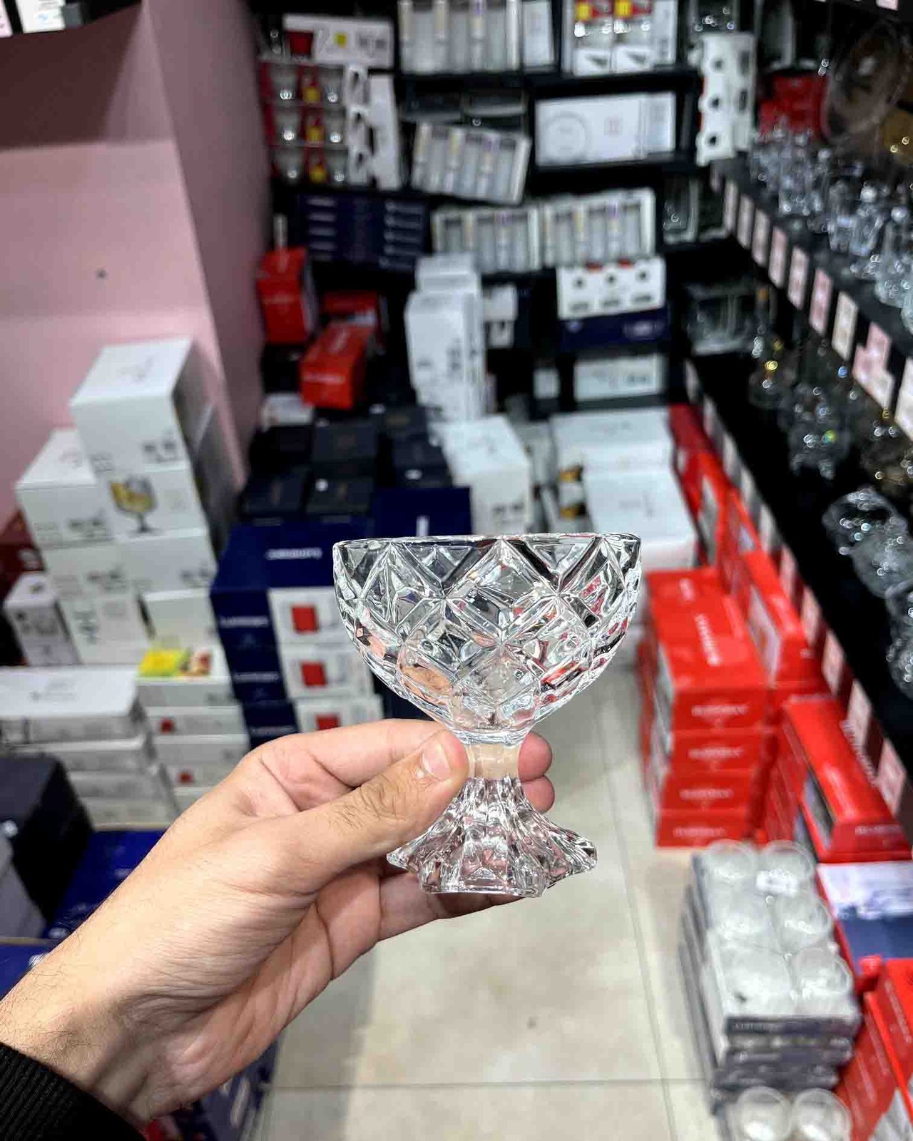 بستنی خوری میلیونه کوچک