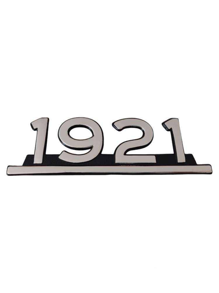 آرم بغل کاپوت بنز 1921