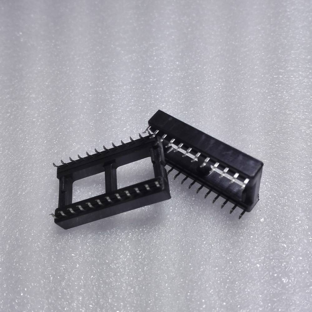 سوکت ۲۴پایه SOCKET 24PIN