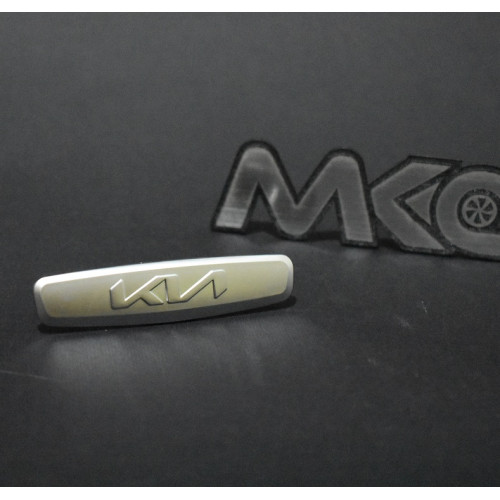 آرم صندلی KIA Motors