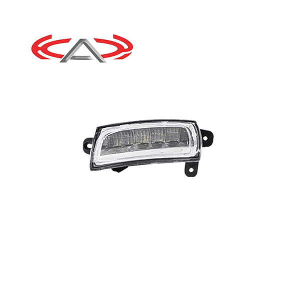 دیلایت جلو راست MVM X22