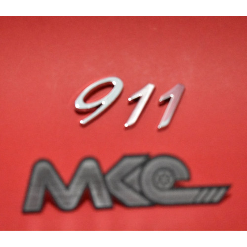 نوشته صندوق Porsche 911