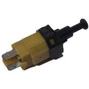 سوئيچ پدال ترمز _آريزو 5-آريزو 6 – 530 – 550 – 110 – X33 – 315 – X22 اصلی