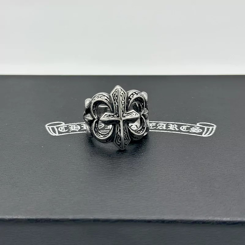انگشتر کروم هارتز کد 3 (Chrome Hearts)