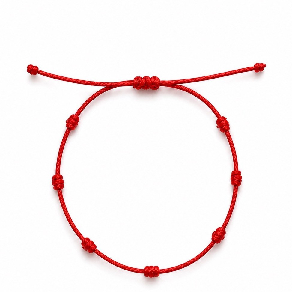 دستبند نخ قرمز ۷ گره اصل (Red String 7 Knots) – نماد محافظت، شانس و انرژی مثبت