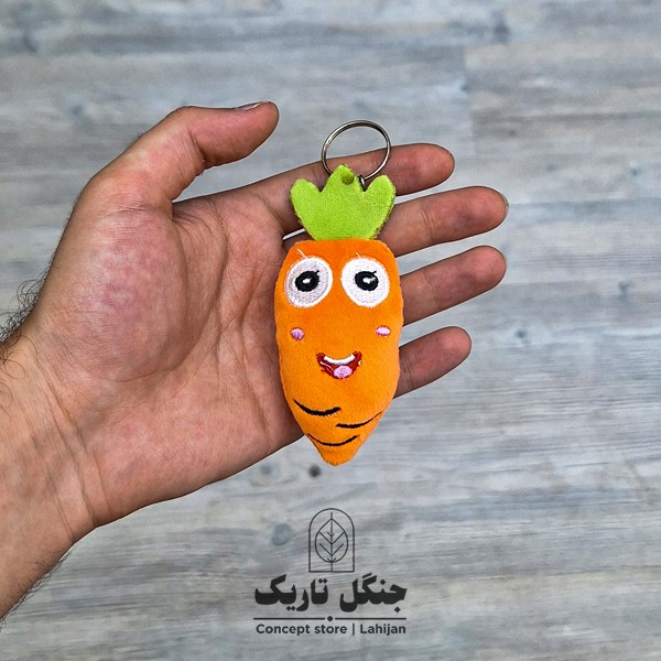 آویز پولیشی طرح هویج