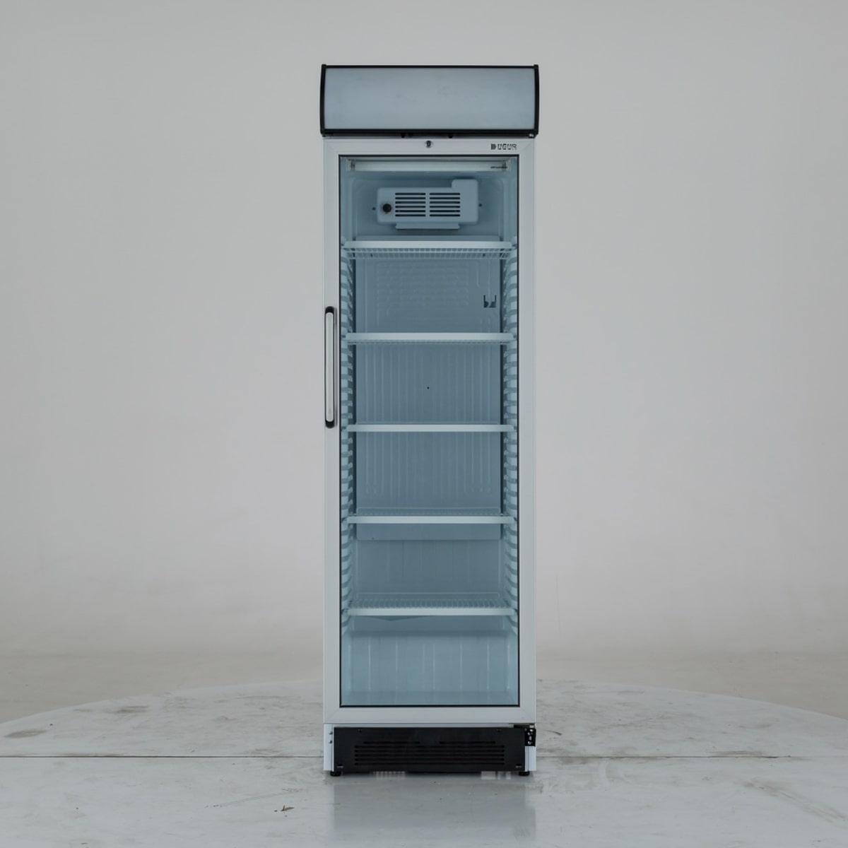 یخچال آپرایت 374 لیتری اوگور مدل USS 374 (طرح نوشابه)