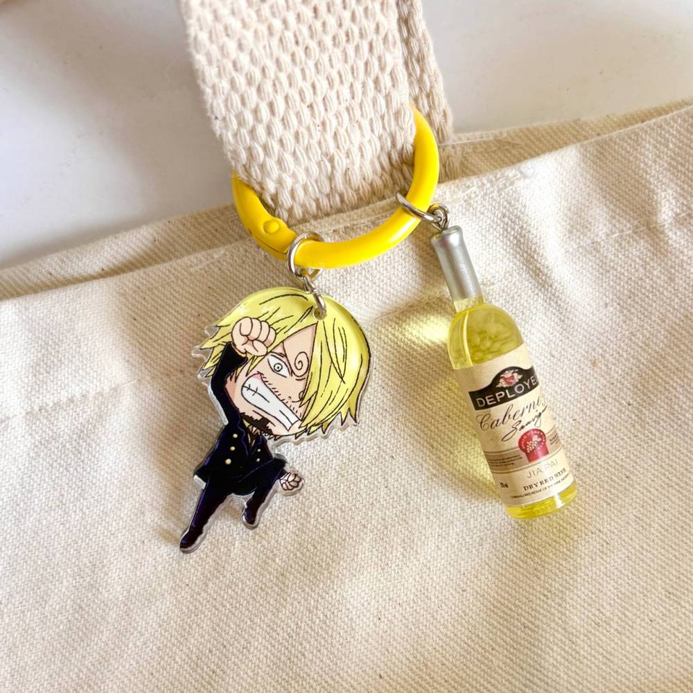 چارم Sanji و Bottle