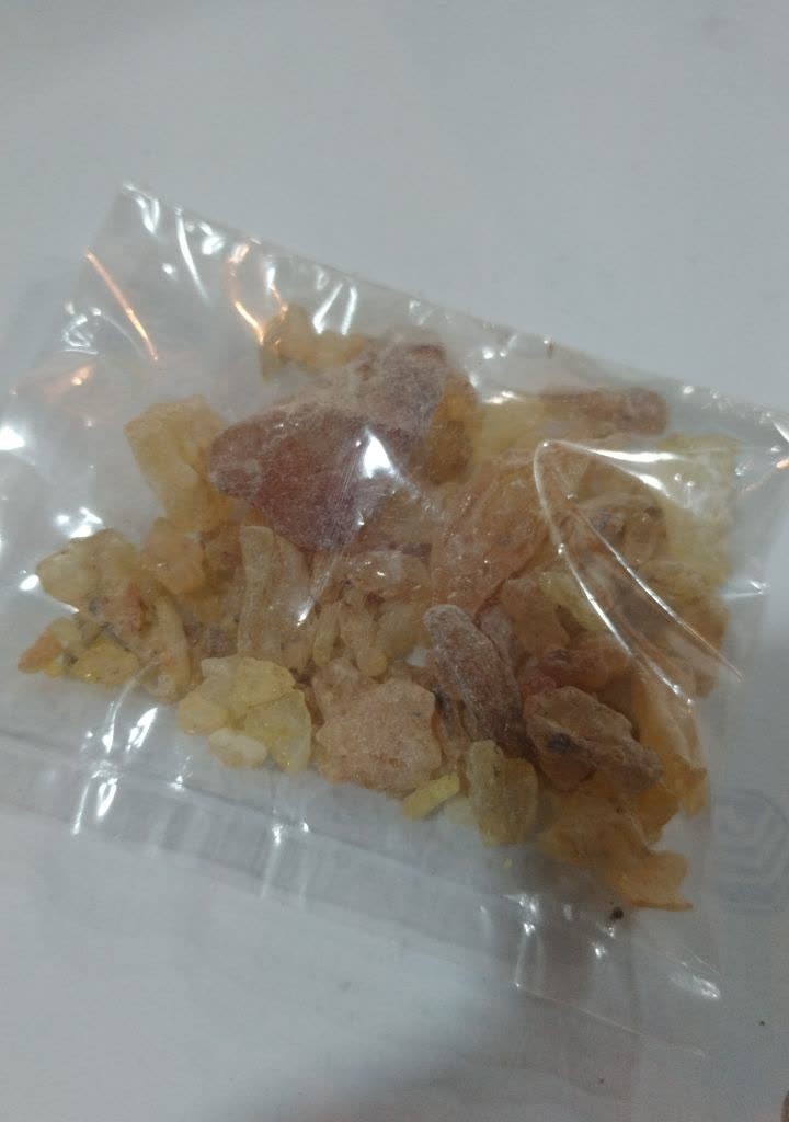 صمغ سندروس