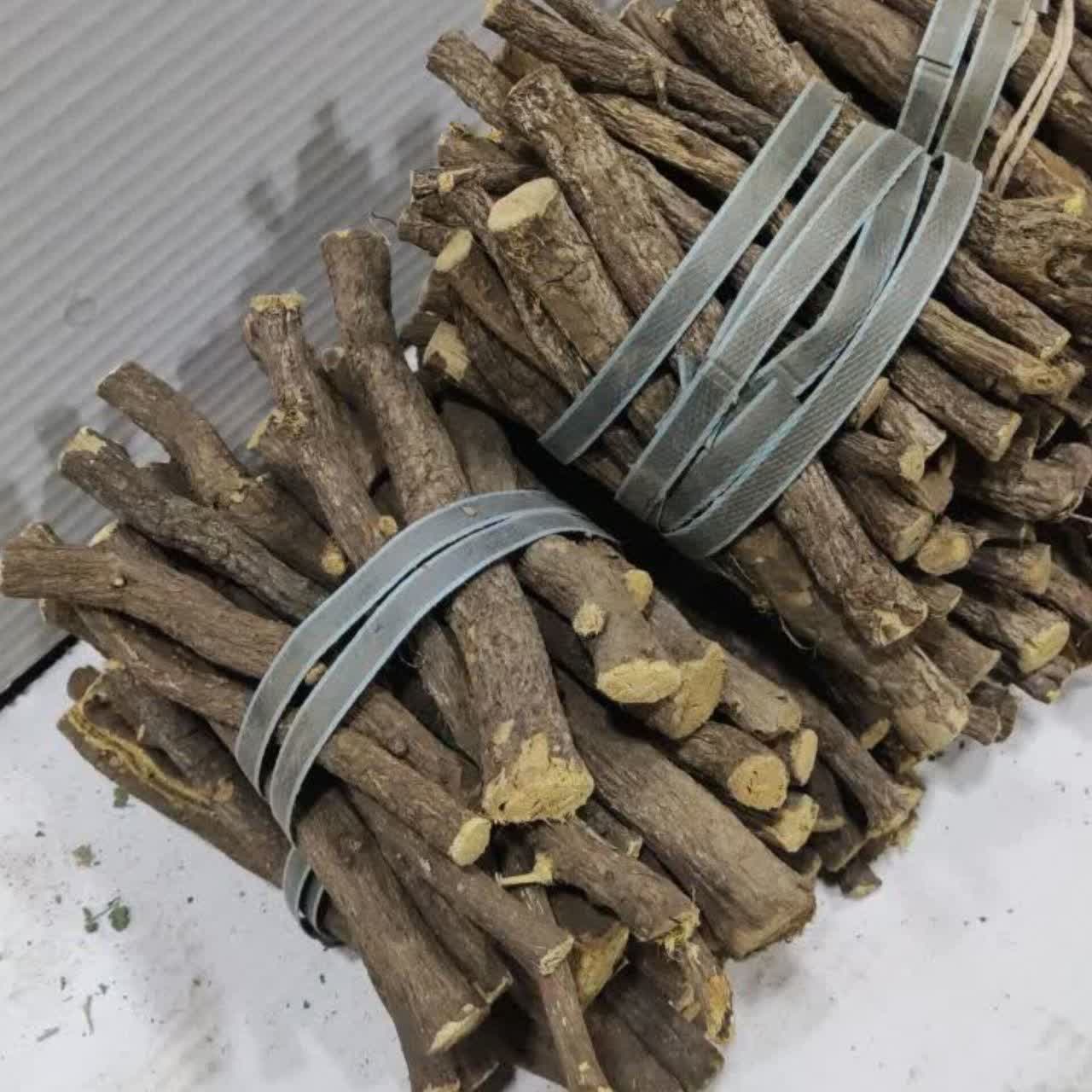 ریشه شیرین بیان عمده