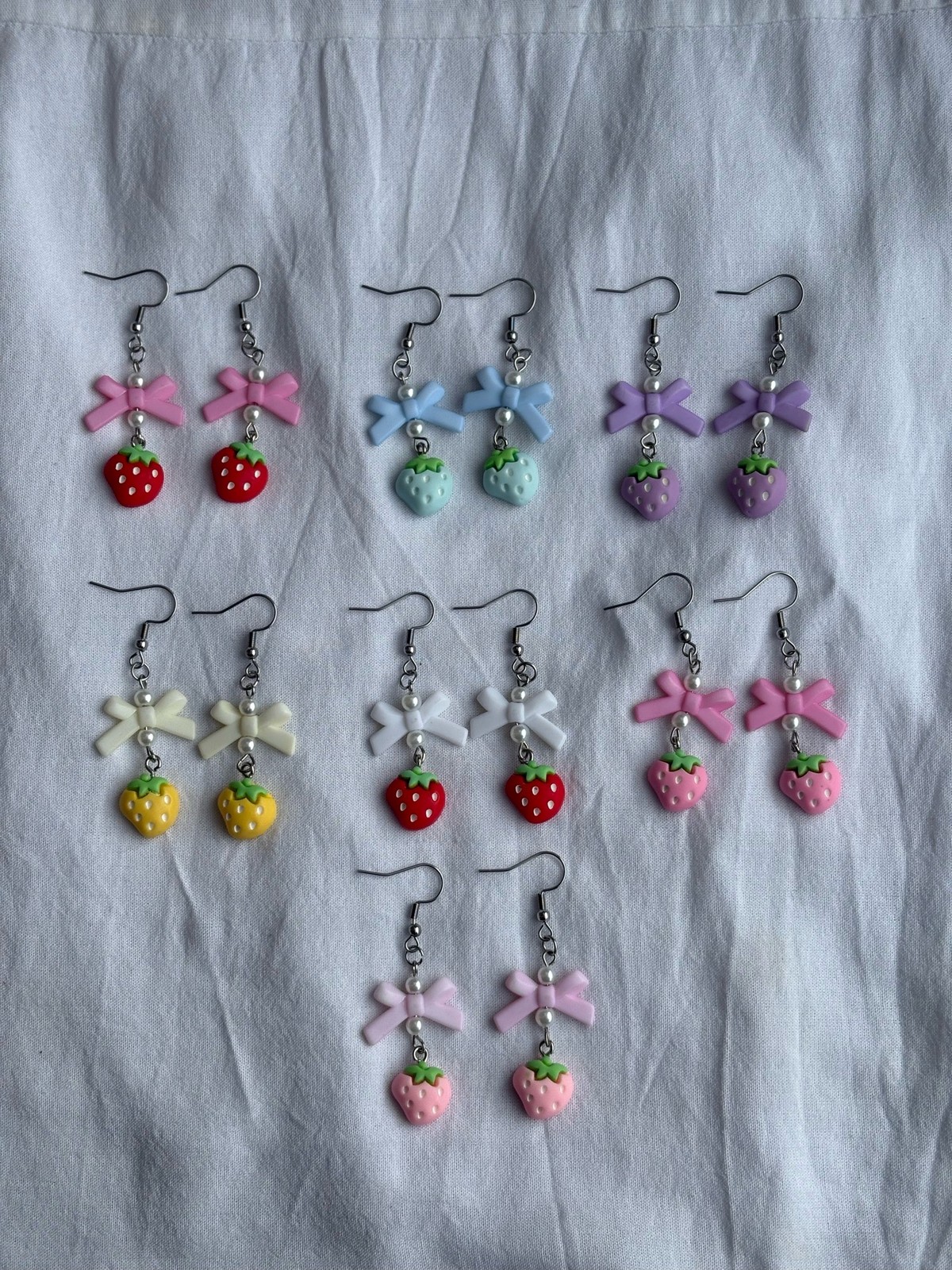 گوشواره توت فرنگی: Candy Cloud