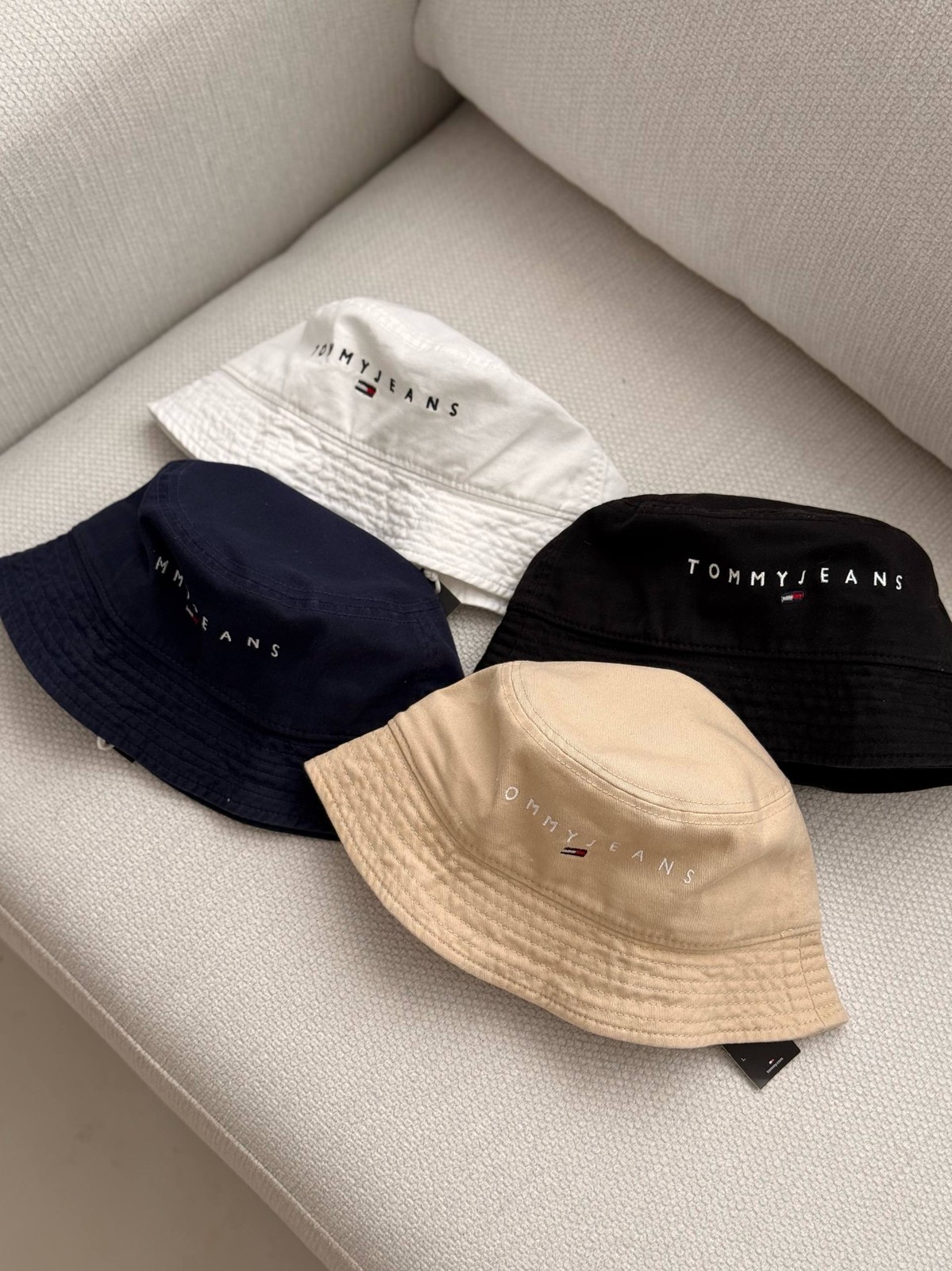 کلاه باکت Tommy