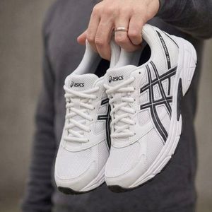 کفش ورزشی Asics مردانه مدل Arianسفید
