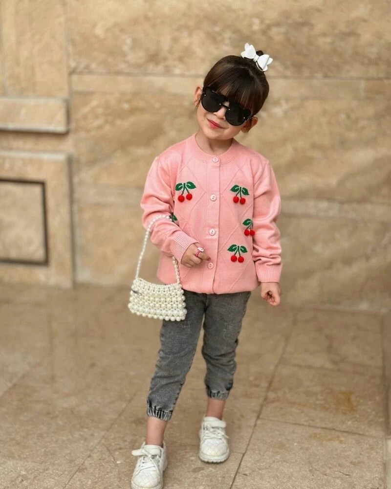 ژاکت جلو دکمه صورتی طرح گیلاس برجسته
