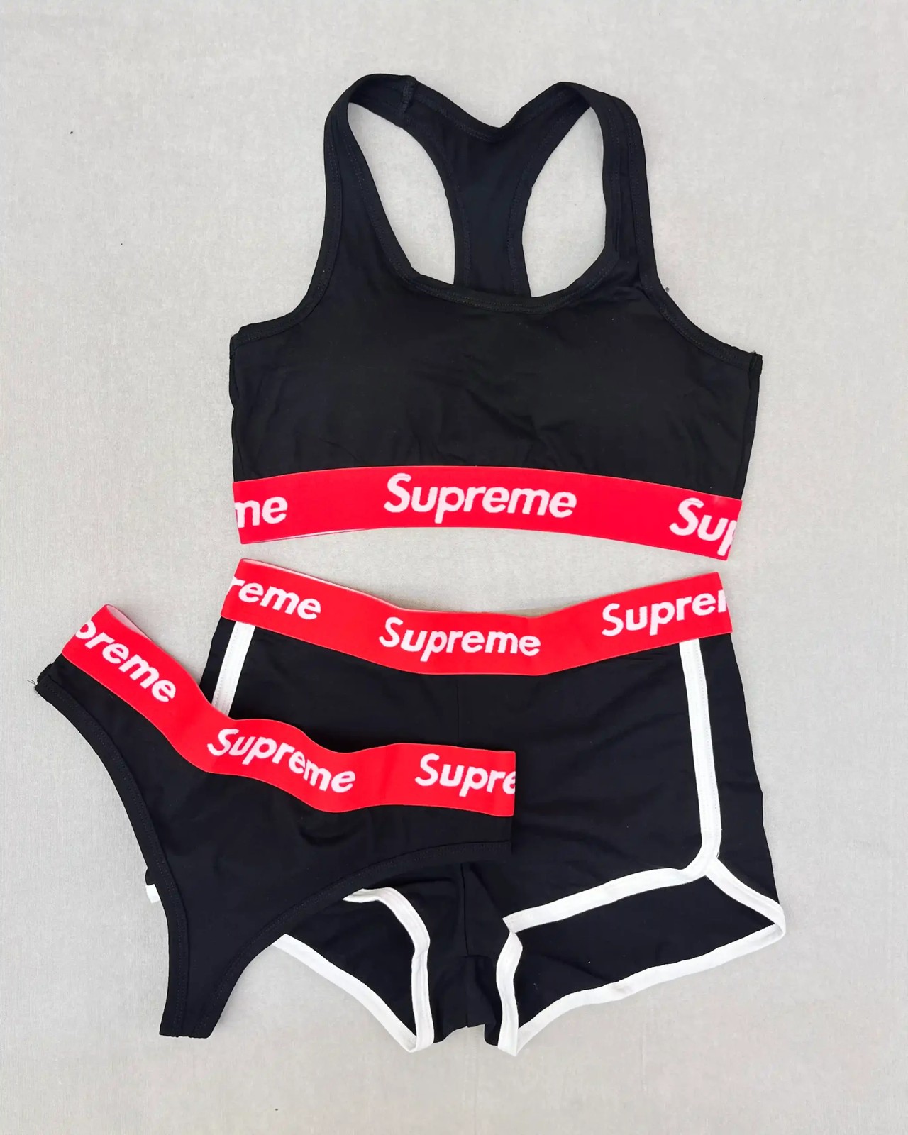 ست سه تکه supreme