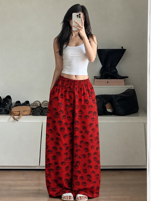پیژامه زنانه اسکارلت