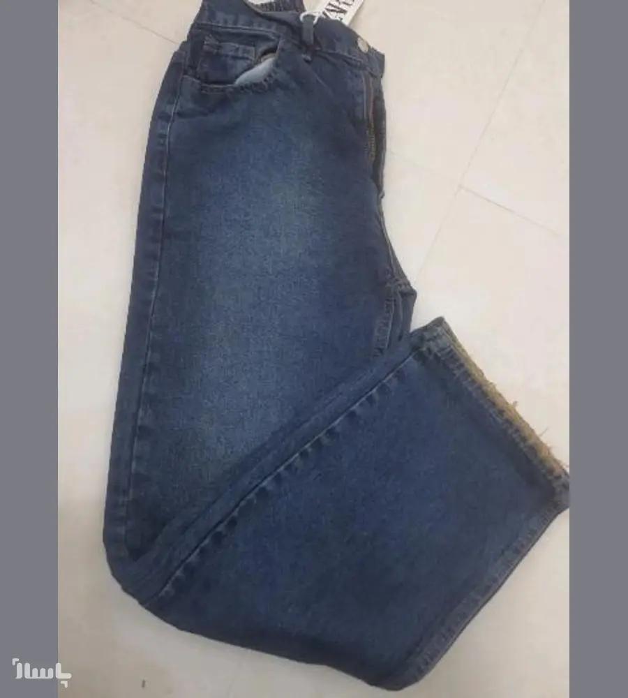 جزئیات محصول شلوار لی آبی نفتی