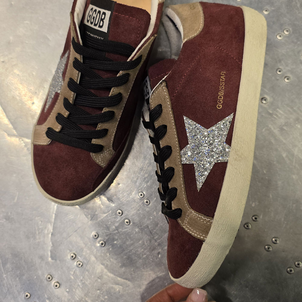 GOLDEN GOOSE