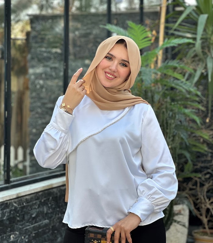 شومیز مروارید سفید