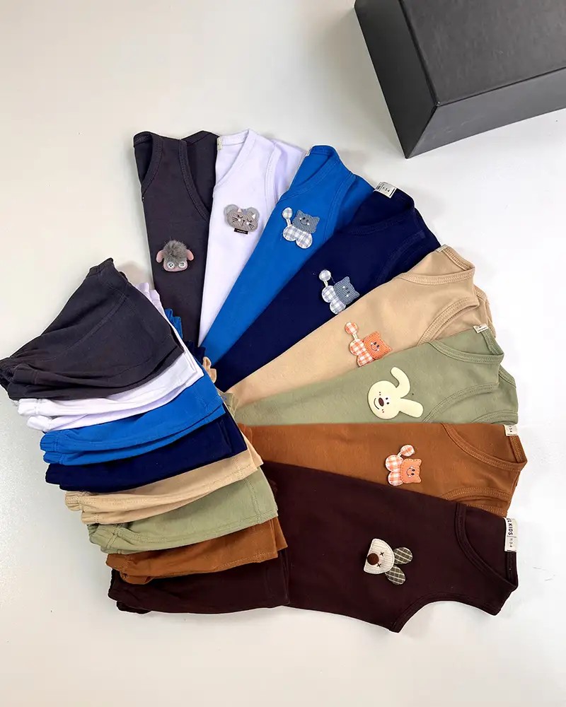 ست رکابی و شورت بچه‌گانه ایلیا – شماره 2 با رنگبندی و استیکر جدید