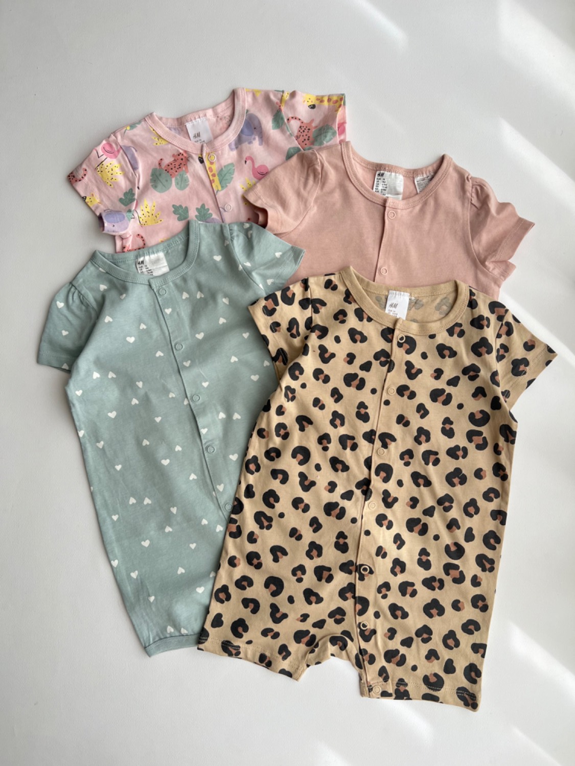 3648 - رامپر دخترانه برند H&M