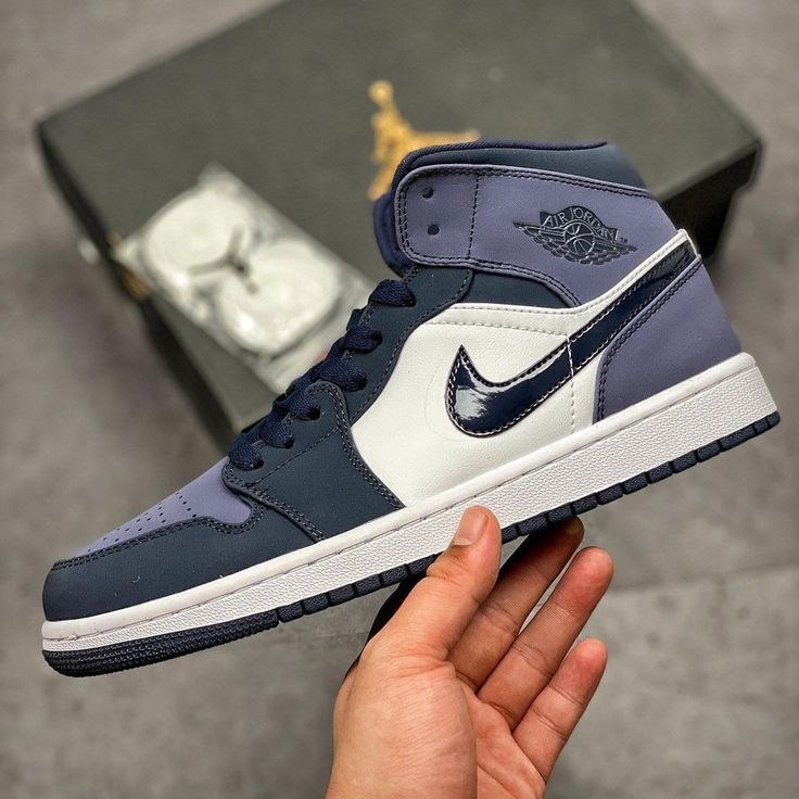 نایک ایر جردن ۱ ساقدار ساندد سورمه ای بنفش Nike air jordan 1 high Sanded Purple