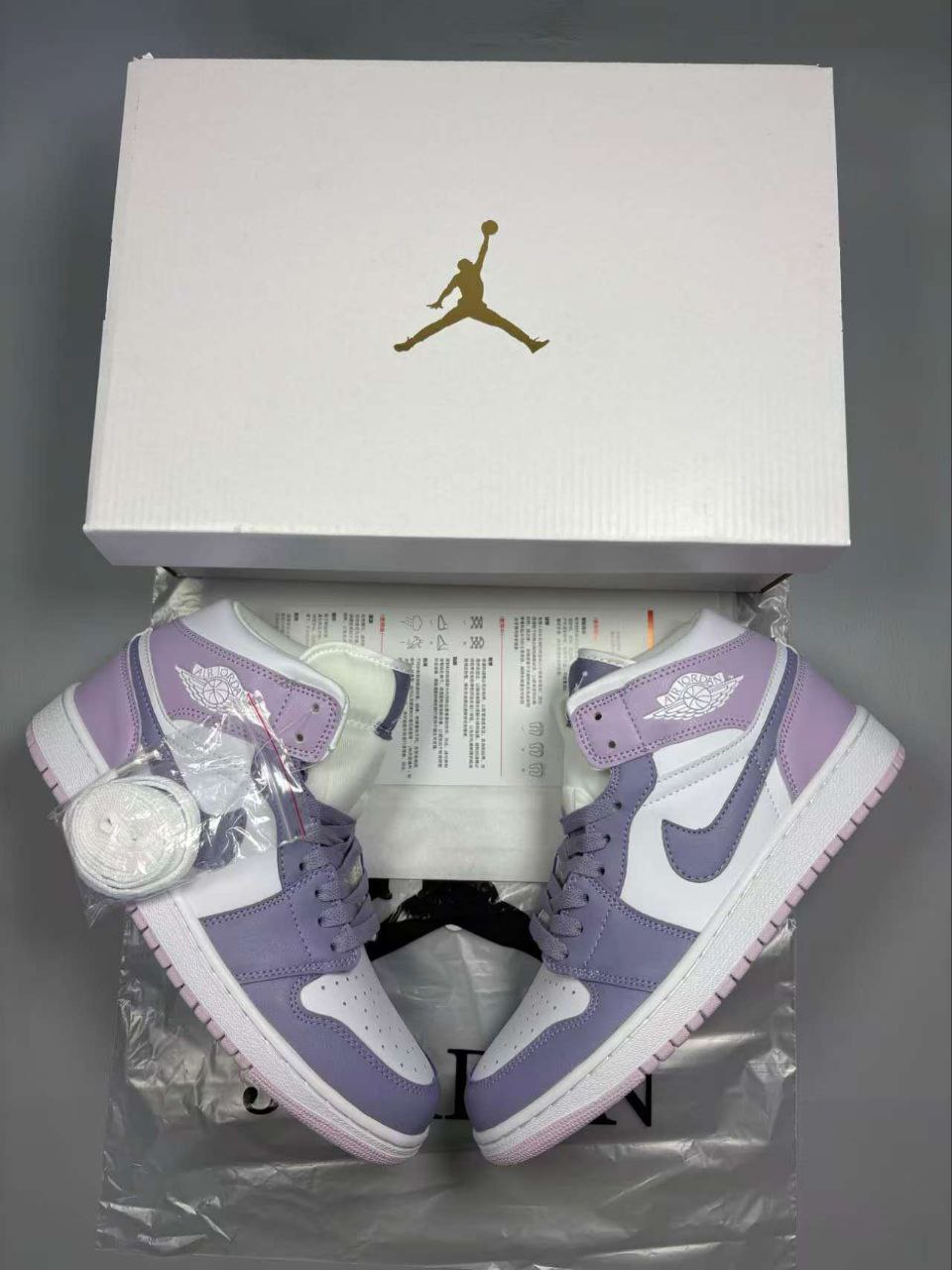 نایک ایر جردن ۱ ساقدار ویولت سفید بنفش Nike air jordan 1 high Purple Violet
