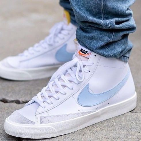 نایک بلیزر ساقدار ۷۷ سفید آبی Nike blazer 77 mid Celestine blue