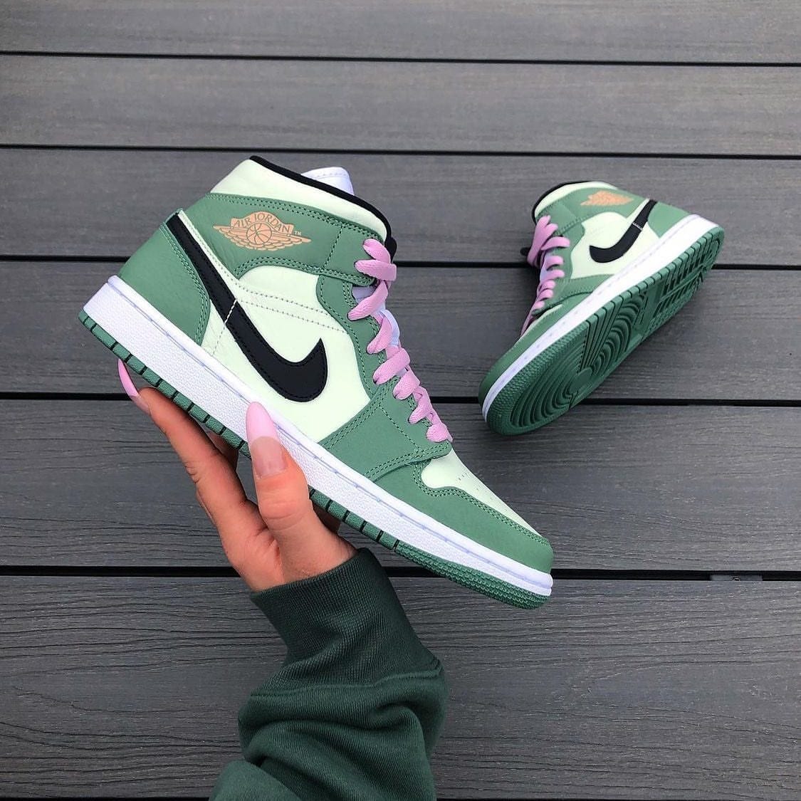 نایک ایر جردن ۱ ساقدار سبز داچ Nike air jordan 1 dutch green