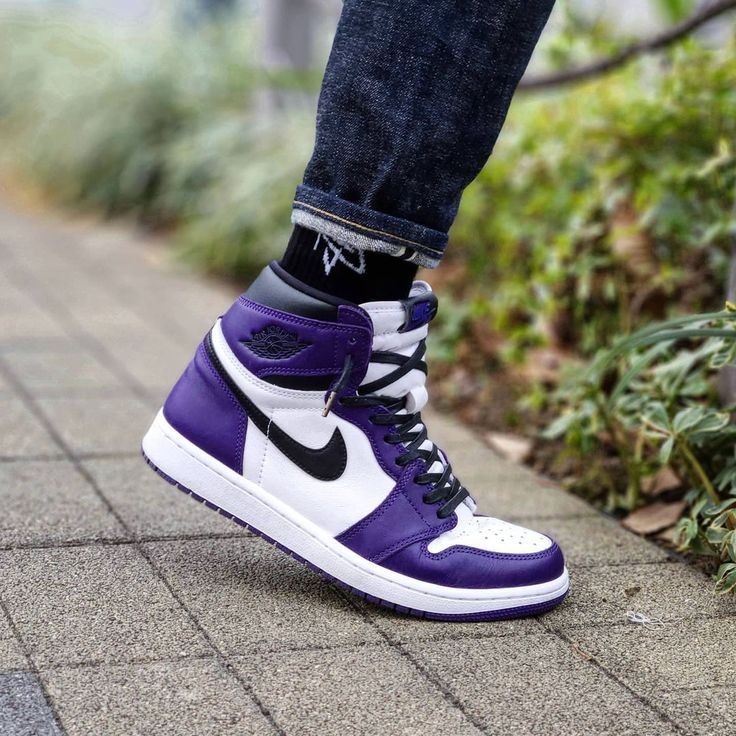 نایک ایر جردن ۱ ساقدار کورت بنفش Nike air jordan 1 mid court purple