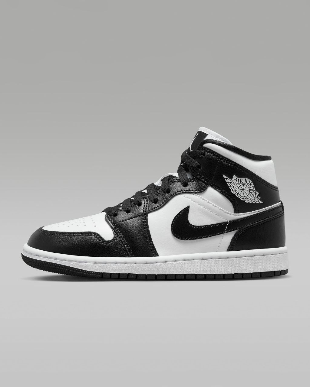نایک ایر جردن 1 ساقدار مشکی سفید Nike jordan 1 black and white