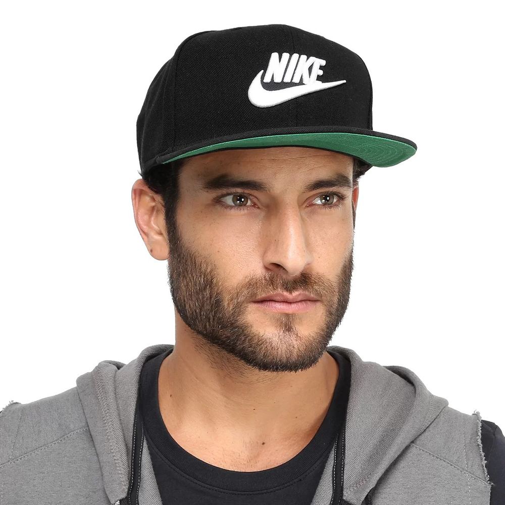 Nike Sportswear Pro Futura