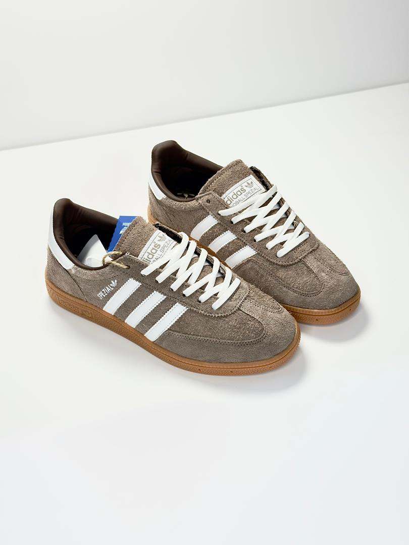کفش آدیداس هندبال اسپزیال قهوه‌ای | Adidas Handball Spezial Brown