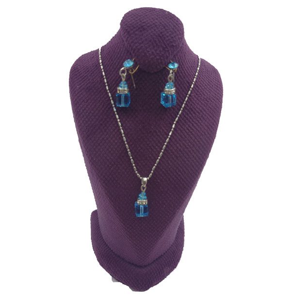 نیم ست زنانه کریستالی scarlet bijoux