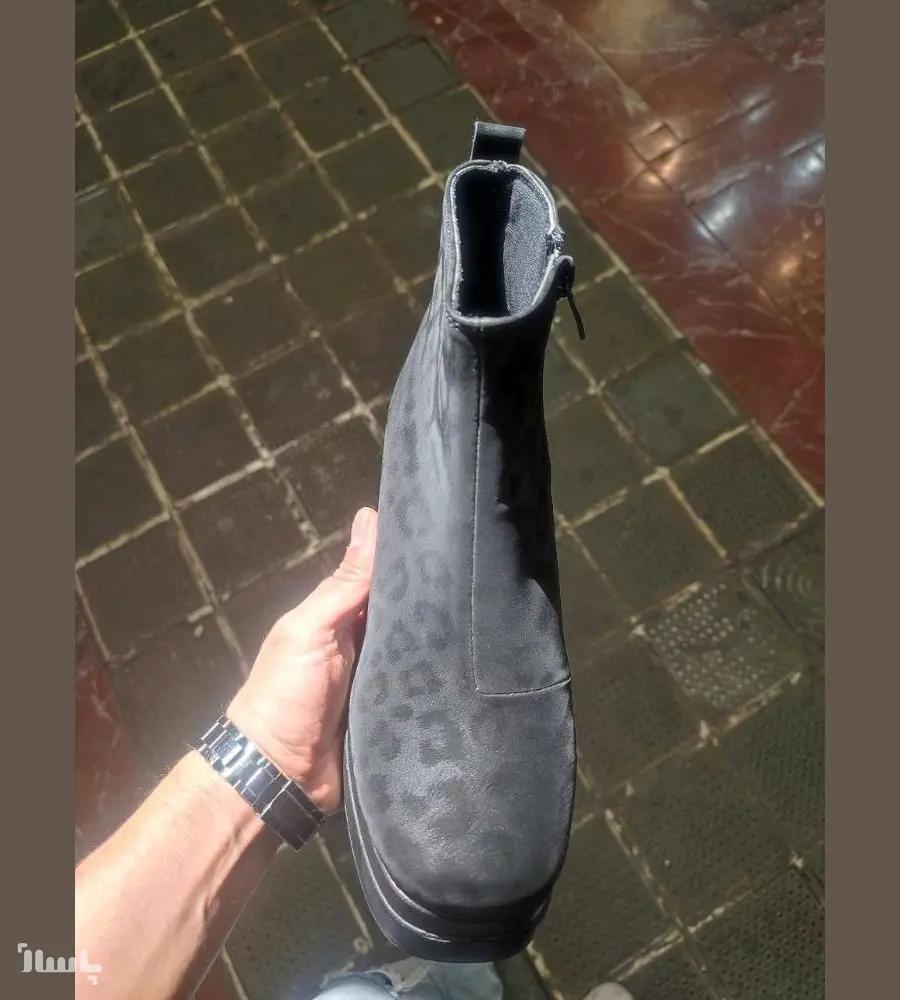 جزئیات محصول نیم بوت لژ دار پلنگی