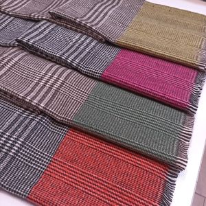 شال پشمی