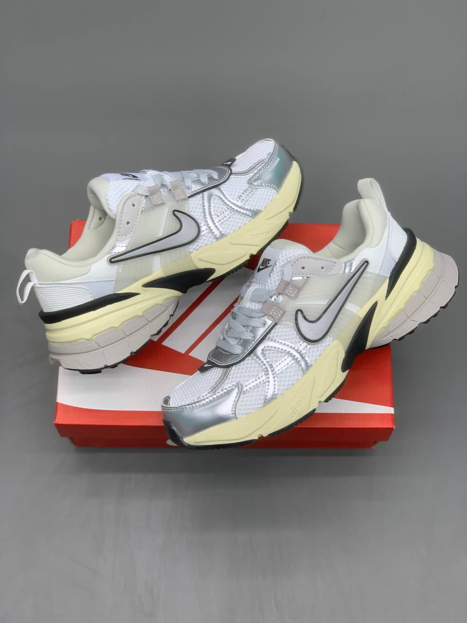 کتونی نایک (silver – light blue) V2k Run (silver - light blue) Nike V2k Run