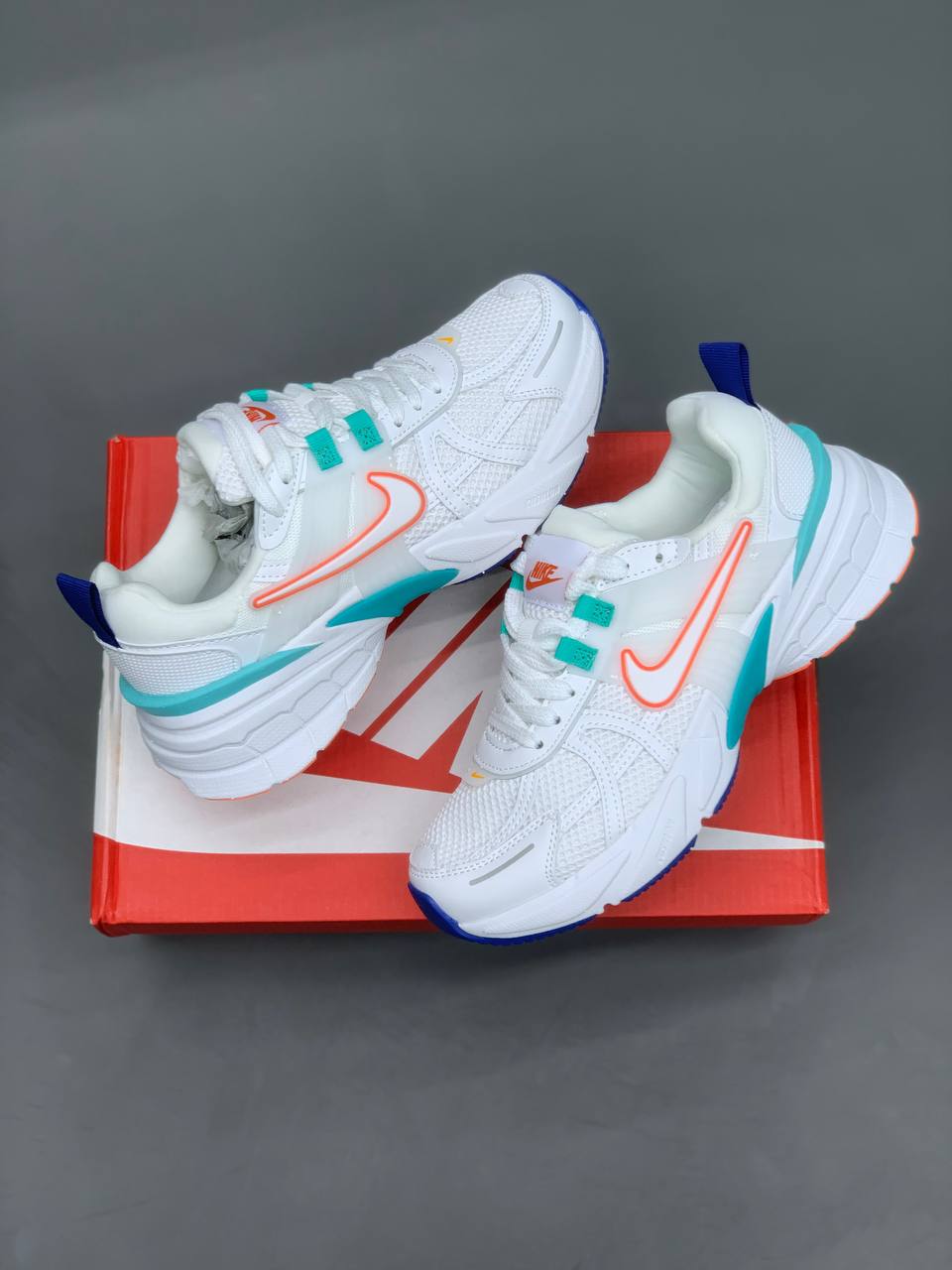 کتونی نایک (white) V2k Run (white) Nike V2k Run