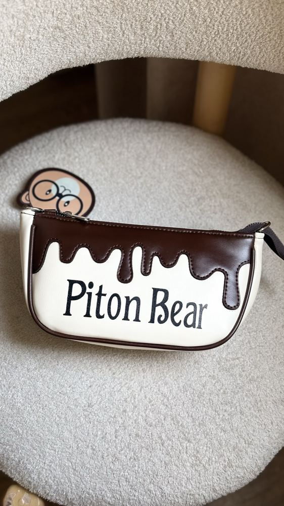 Piton bear