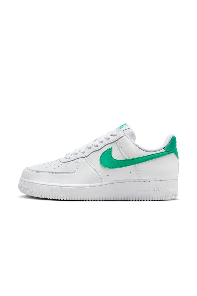 اسنیکر سفید زنانه نکست نیچر Air Force 1 ’07 Nike نایکی اورجینال