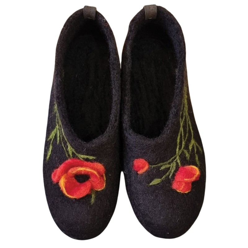 Embossed Poppy Felt Slippers – Hoorfelt Brand