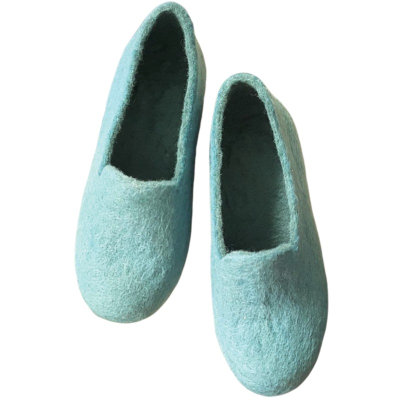 College-Style Felt Slippers – Hoorfelt Brand