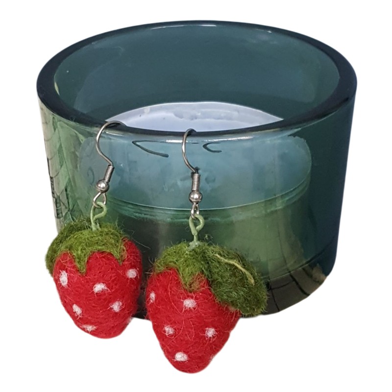 Strawberry Design Felt Earrings – Horfelt Brand