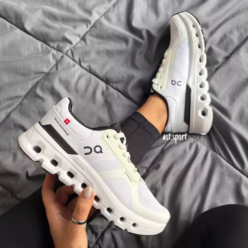 آن رانینگ | ON Cloudrunner 2 White Black