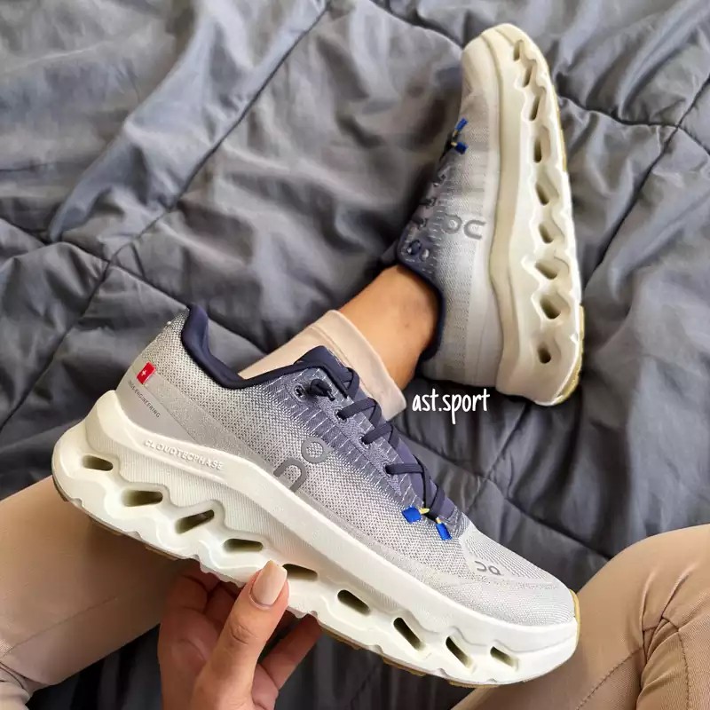 آن رانینگ | ON Running Cool White
