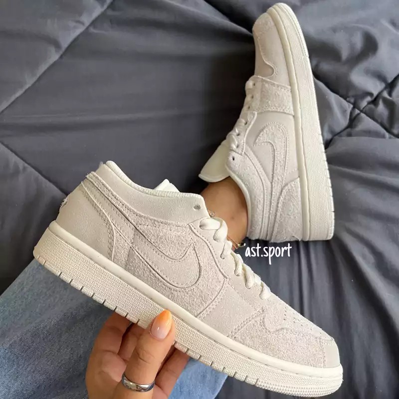 جردن 1 کرم طوسی | Jordan 1 Low Craft Beige Grey Premium