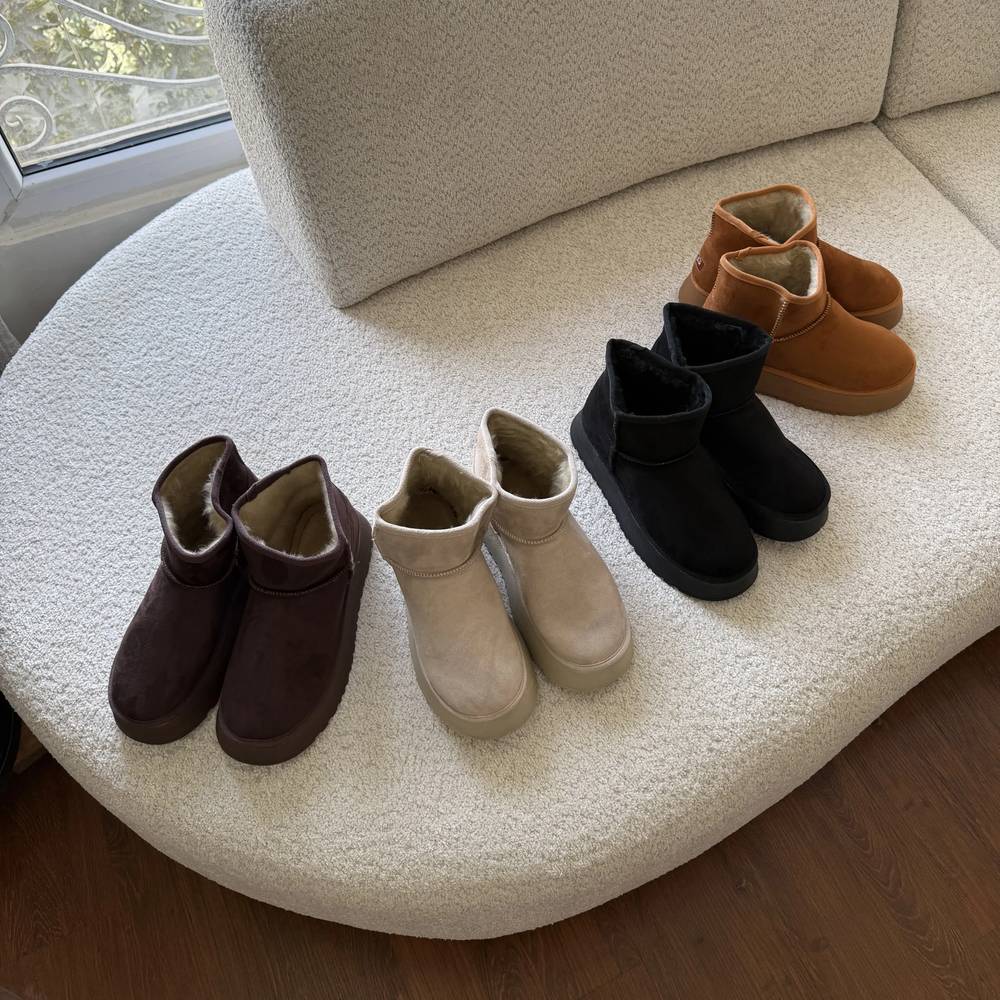 بوت زنانه مدل آگ کوتاه ugg لژ دار