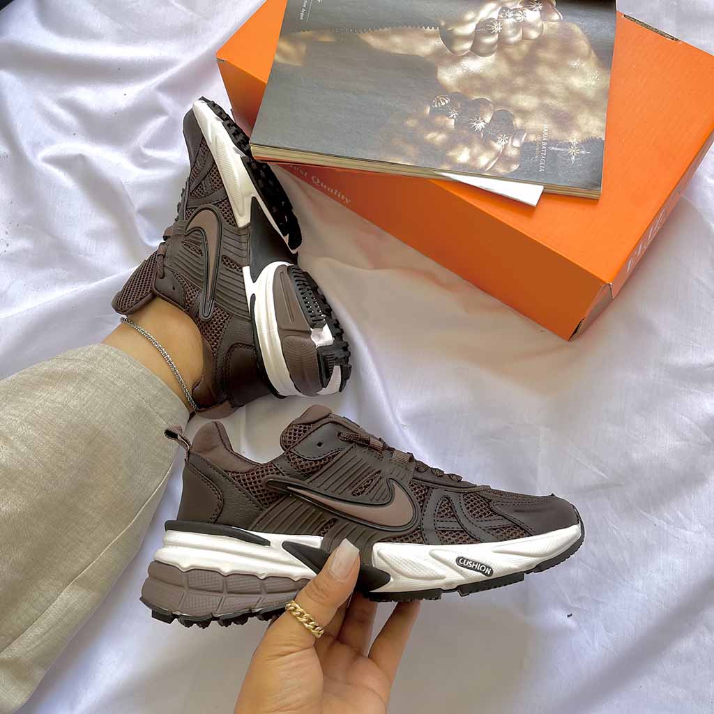 کتونى نایک Nike V2k Run