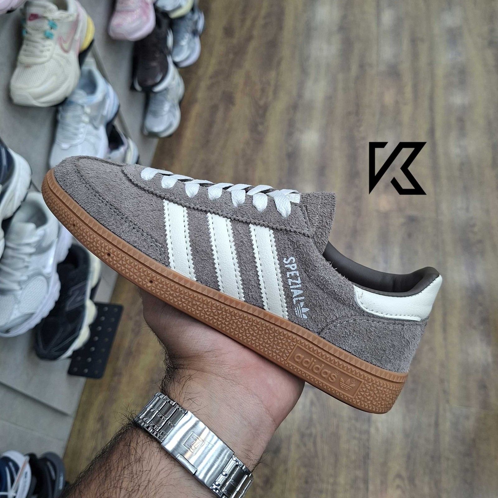 آدیداس اسپیزال قهوه ای Adidas Spezial Brown