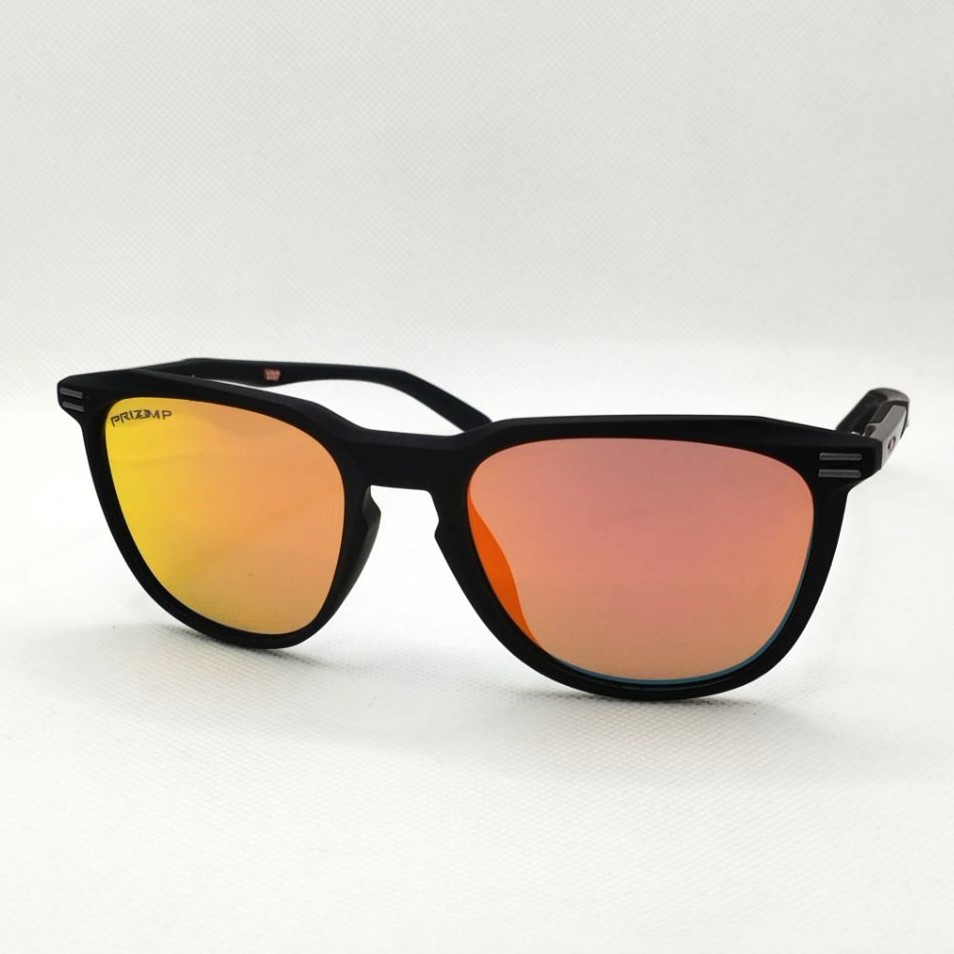 اوكلي AM 230029 BALCK/RED
